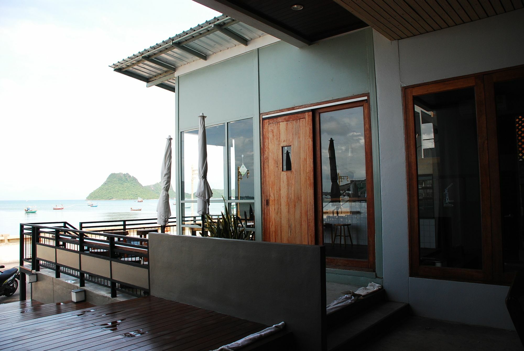 Prachuap Beach Hotel Prachuap Khiri Khan Exterior foto